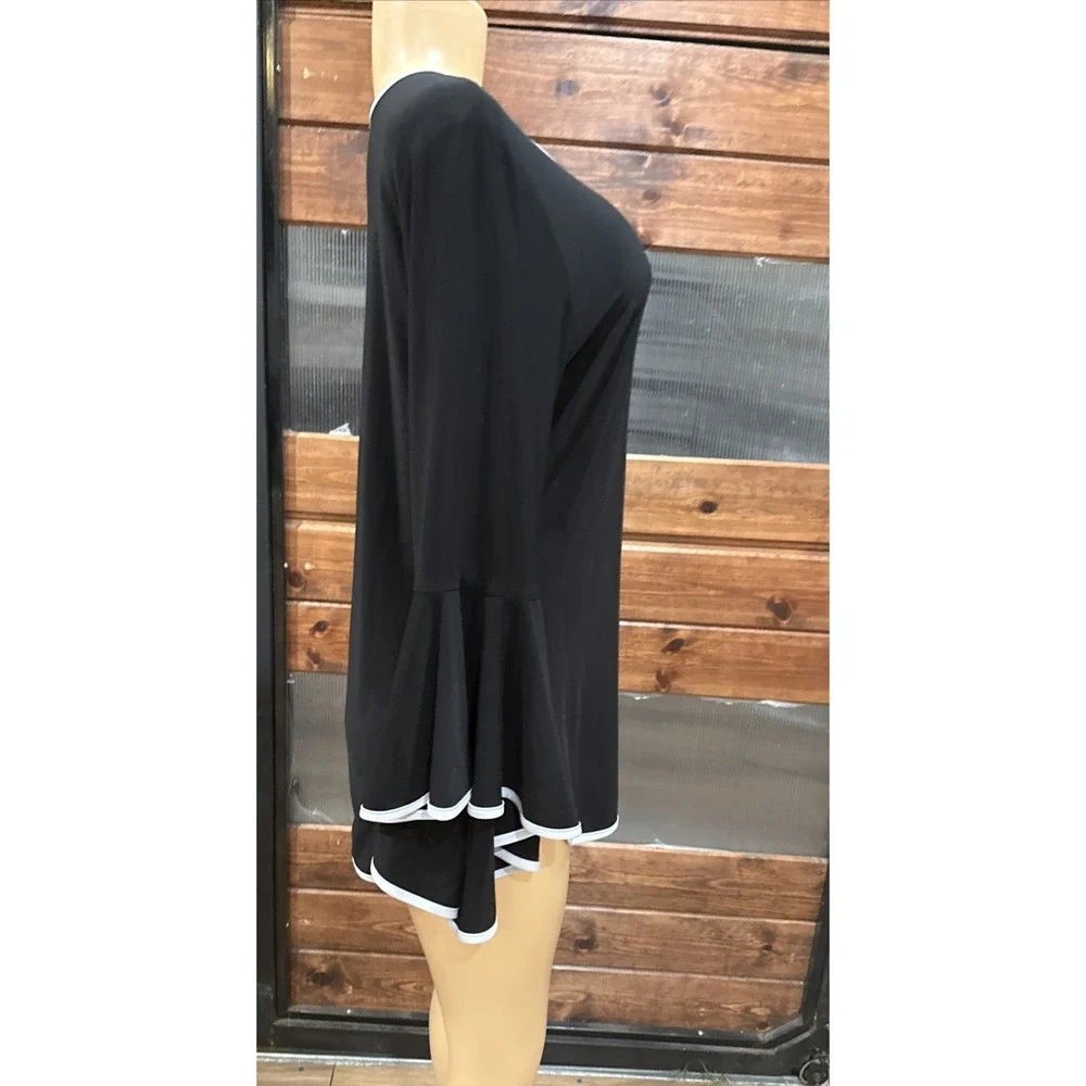 Frank Lyman Design Women's Size 14 Classic Boho Bell Sleeves Blouse Black White